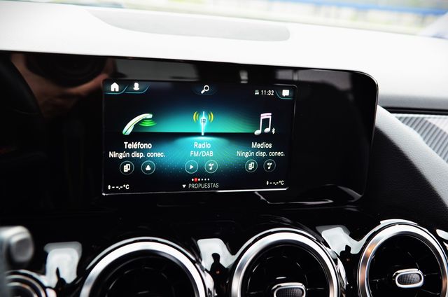 Mercedes Benz B200 AMG Line+Navegacion+Camara+DSG