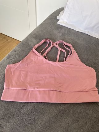 Top deportivo rosa