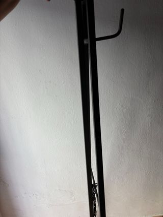 Caballete metálico negro