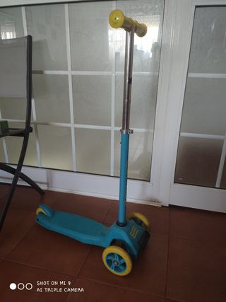 Patinete infantil azul