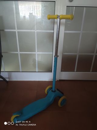 Patinete infantil azul