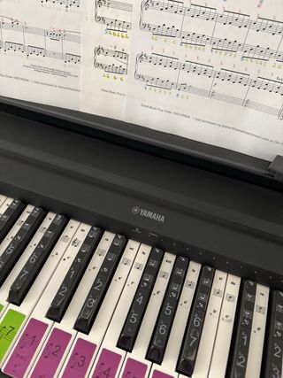 Yamaha P45 - Piano Digital