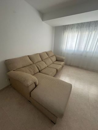 Sofá chaise longue beige