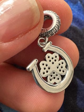 Charm herradura y trébol suerte plata S925