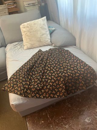 Falda de Baturra talla aproximada 36