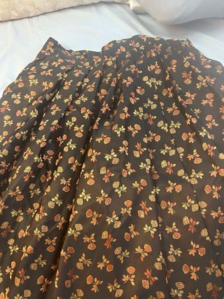 Falda de Baturra talla aproximada 36