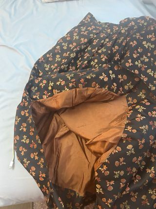 Falda de Baturra talla aproximada 36