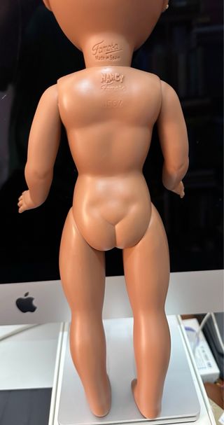 Muñeca Nancy Romántica desnuda
Envío gratis!
