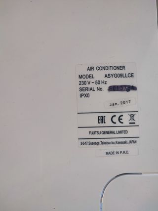 Aire acondicionado Fujitsu blanco