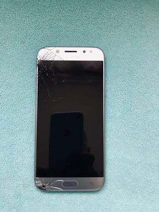 Samsung Galaxy J5 (SM-J530F) in argento