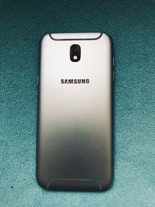 Samsung Galaxy J5 (SM-J530F) in argento