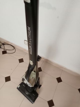 Aspirador escoba Taurus