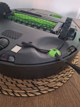 Roomba j7 Aspirador Robot - Usado