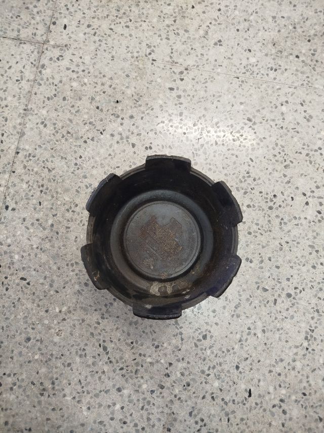 Embellecedor rueda Nissan Terrano