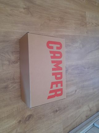 Sandalias Camper marrón nuevas