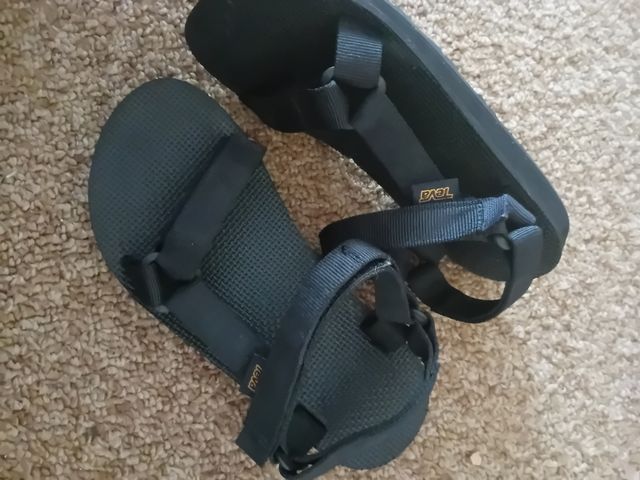 Sandalias Teva negras niños