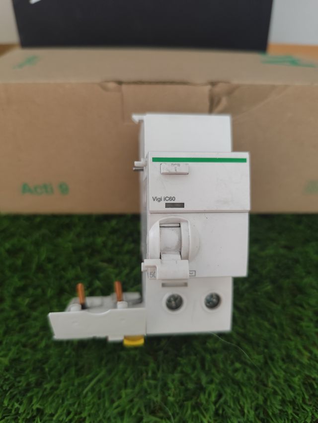 Interruptor automático Vigi iC60 500mA diferencial