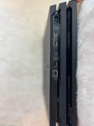 PS4 Pro (PlayStation 4 Pro) 1TB + HDMI 8K