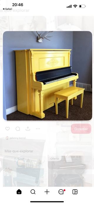 Piano vertical antiguo Fisher