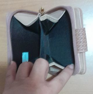 Monedero rosa pequeño