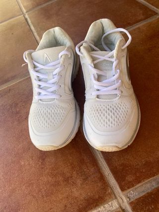 Zapatillas Boomerang blancas