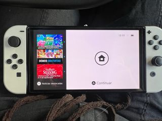 Nintendo Switch Oled + juego de Mario kars deluxe 