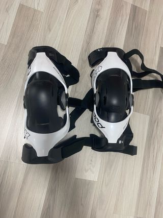 Rodilleras POD4 2.0 XL/2X
COMPLETAMENTE NUEVAS