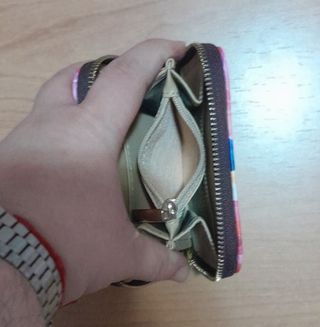Monedero estampado niña