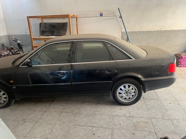 Audi A6 2.6