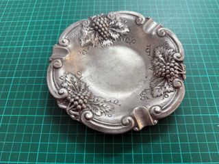 Cenicero de peltre vintage