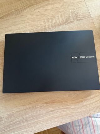 Asus Vivobook 14" F1404Z i7