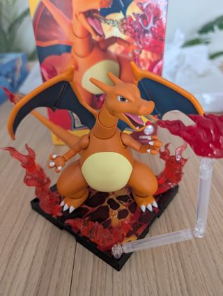 Figura Charizard Blokees Pokémon
