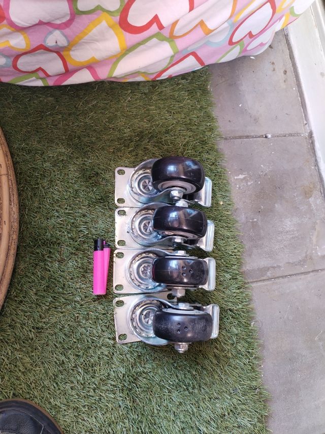 4 Ruedas giratorias industriales