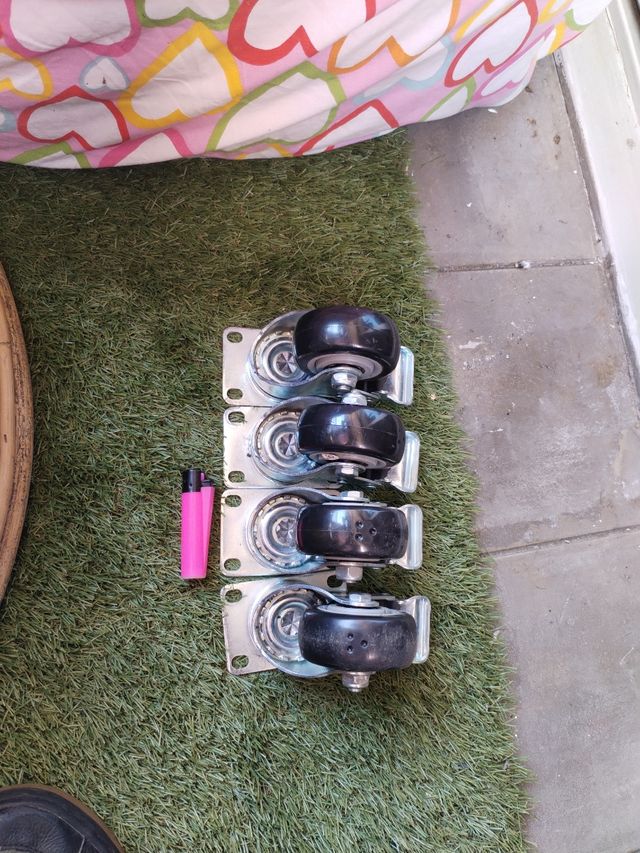 4 Ruedas giratorias industriales