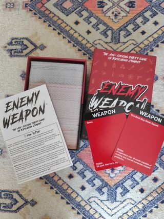 Enemy Weapon: Juego de mesa
