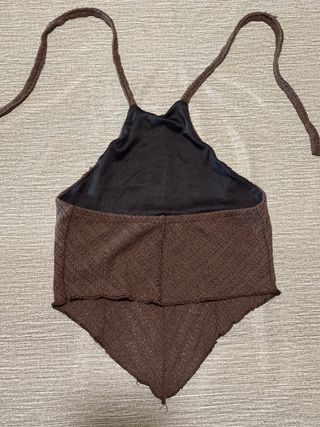 Top marrón halter