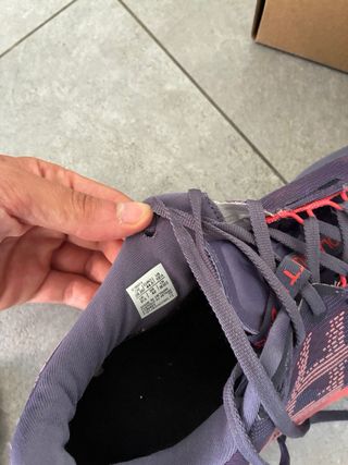 Zapatillas Asics Novablast 5 - Rosa/Morado