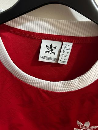 Maglietta Adidas rossa a righe bianche