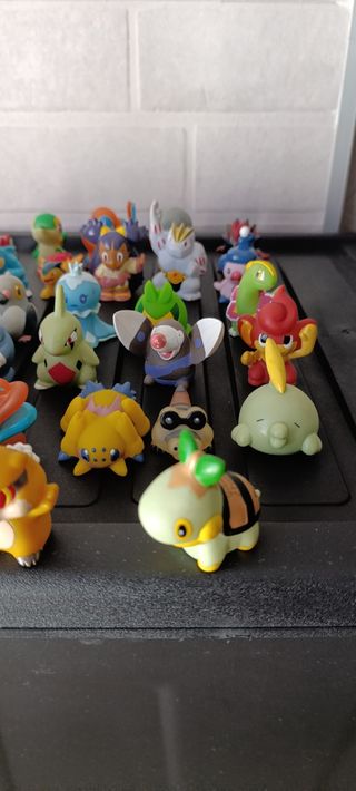Figuras Pokémon Bandai marionetas dedo 