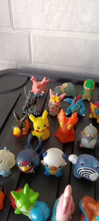 Figuras Pokémon Bandai marionetas dedo 