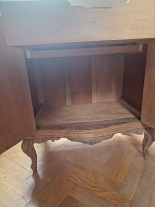 Cómoda antigua de madera