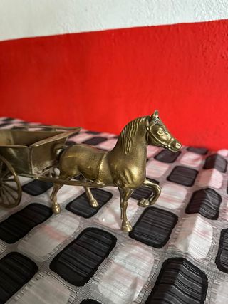 Carreta bronce caballo