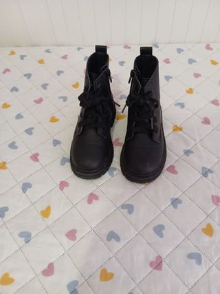 Botas niña negras talla 28