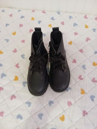 Botas niña negras talla 28