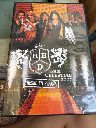 Libro + DVD RBD: La Revolución