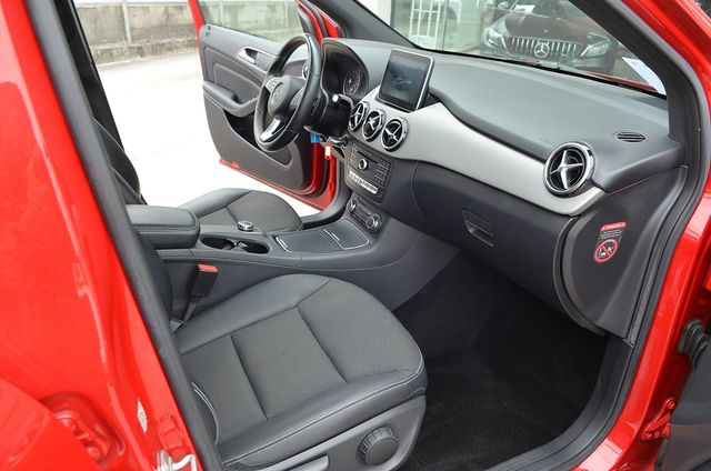 Mercedes Clase B180 Cdi Sport 110cv Automatico 5p.