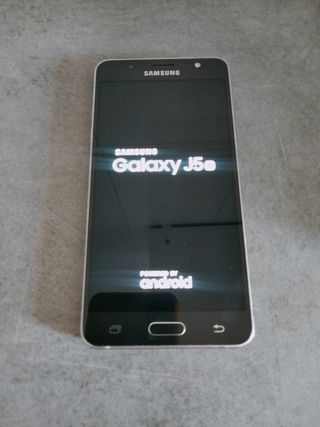Samsung Galaxy J5 6 - cellulare