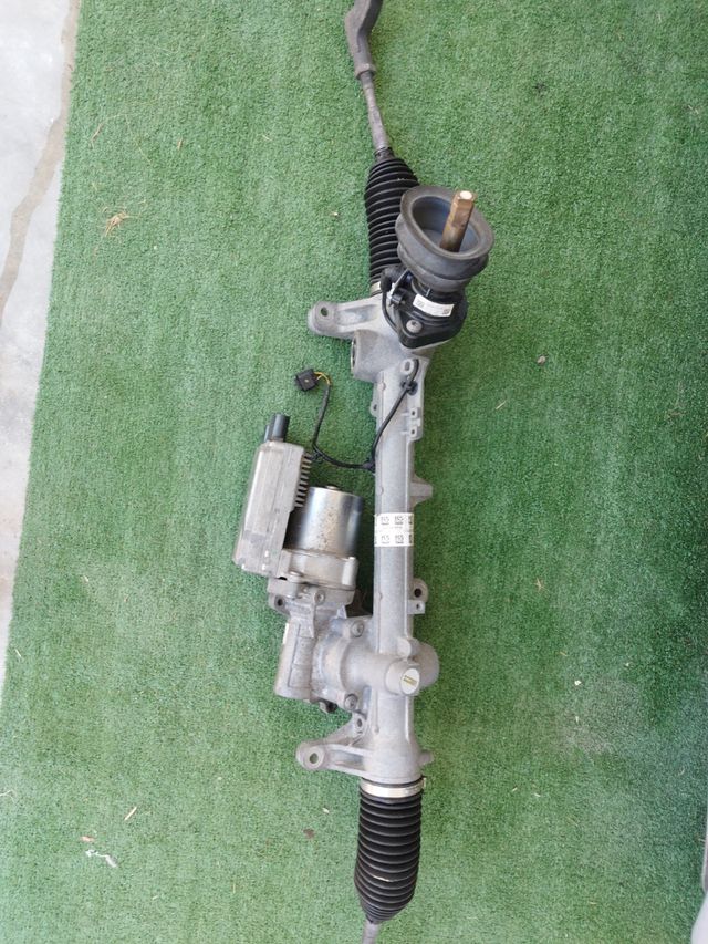 Dirección asistida Mercedes GLA