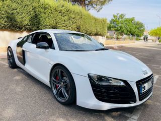 Audi R8 Escapes Capristo 