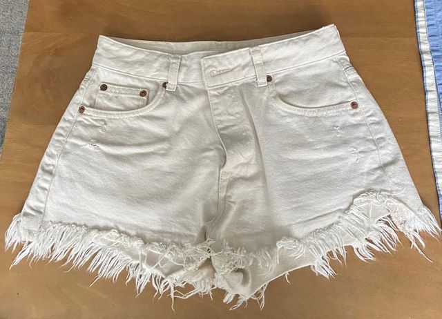 Pantalones cortos blancos Pull & Bear